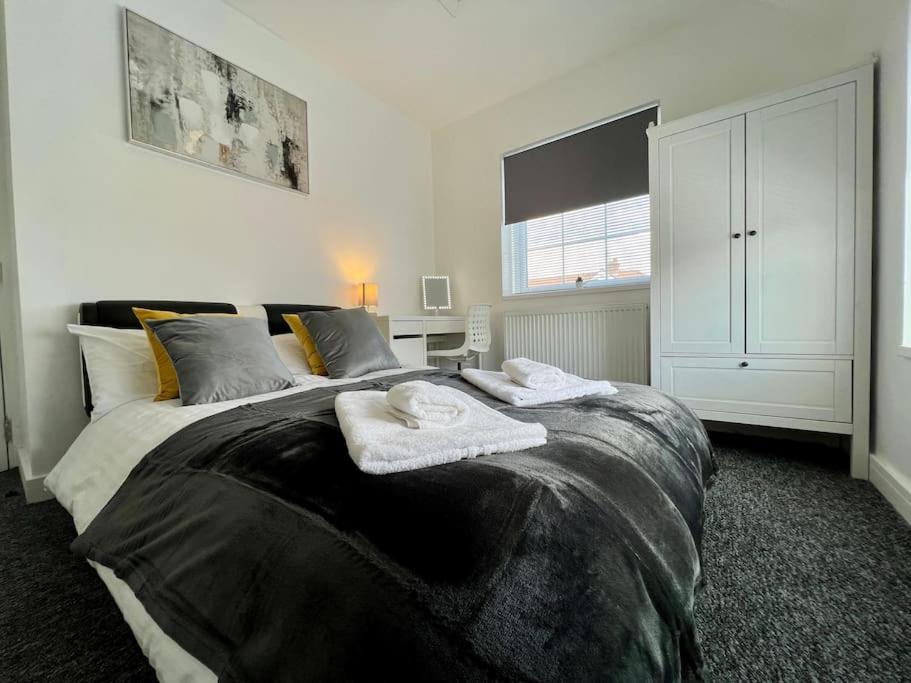 Fantastic Apartment At Graham Court Worcester Exteriér fotografie